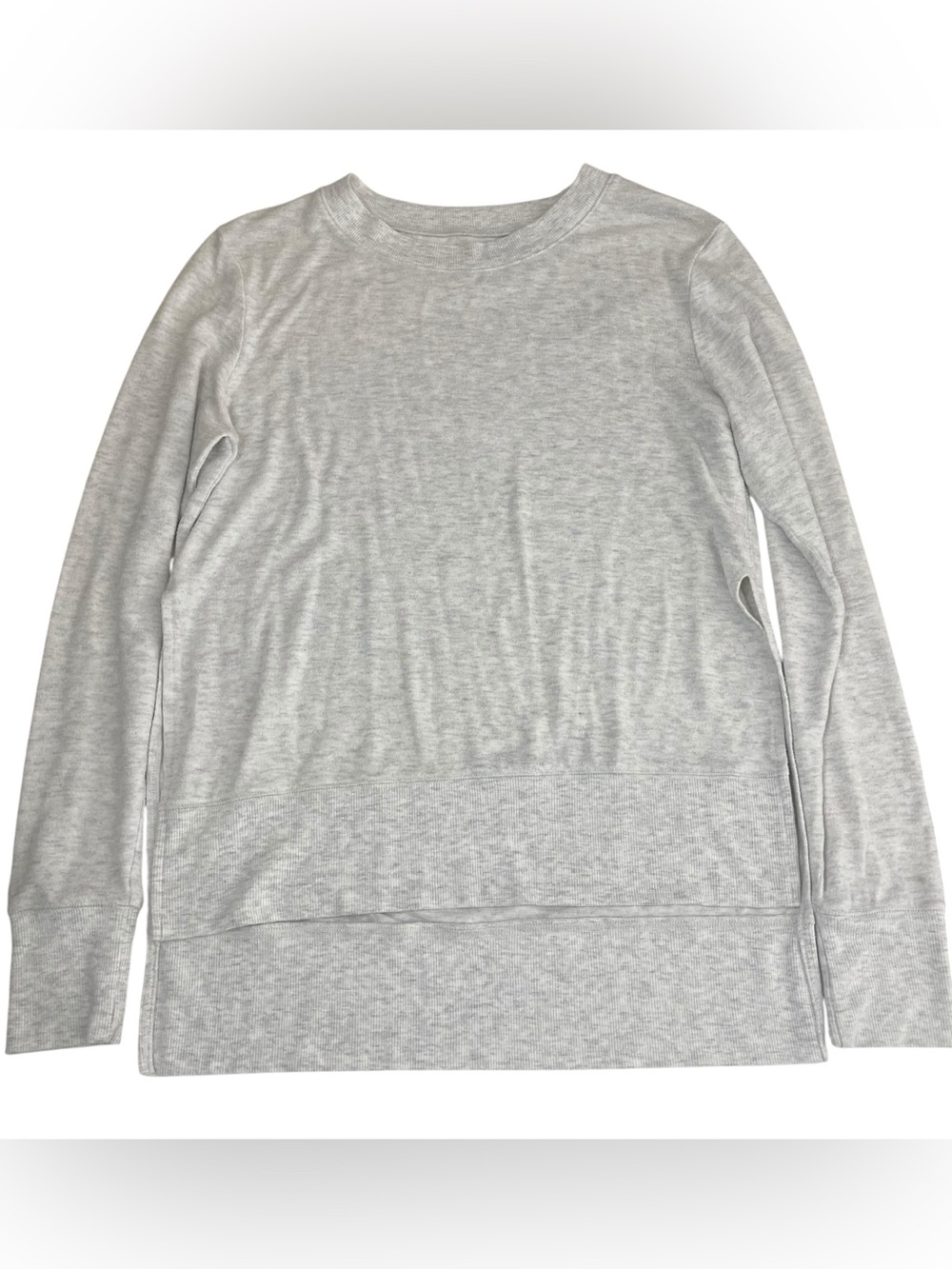 alo Yoga Glimpse Side Slit Pullover Sweatshirt Heather Grey - Picture 4 of 7